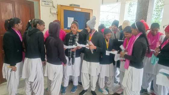 Seeing questions outside the syllabus in the exam, students got angry, created ruckus