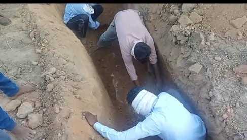The person whom police buried thinking he was unclaimed had gone missing from the neighbouring police station
