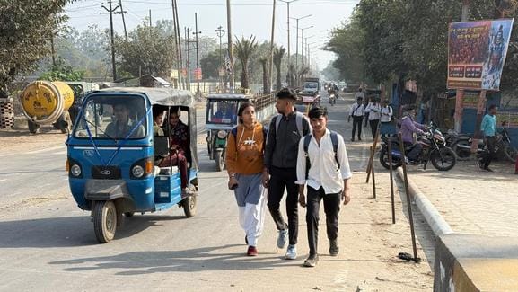 Pleasant weather with sunshine, chances of rain today