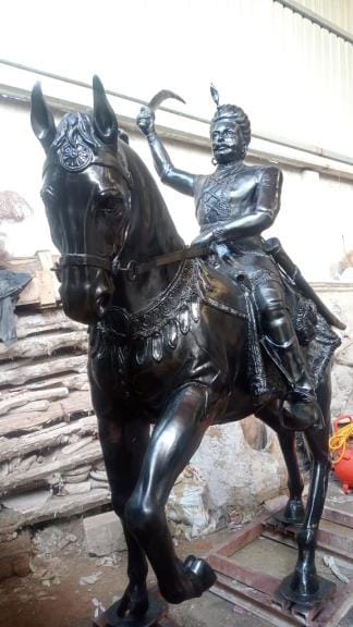 rao tularam statue