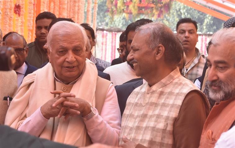 Bihar Governor Arif Mohammad Khan arrived at the wedding ceremony
