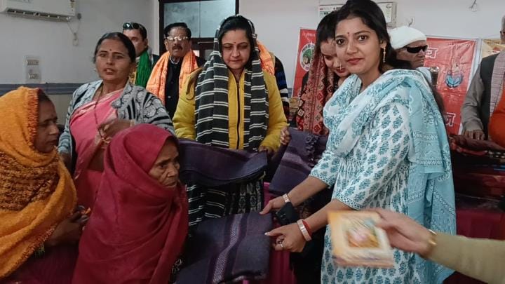 VHP Dharam Yatra Mahasangh honored Matri Shakti