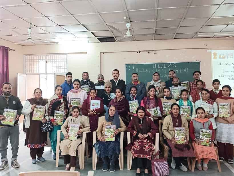 Volunteer teachers given training to teach illiterates