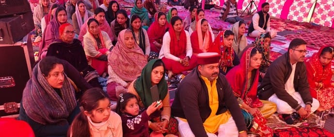 Poverty and wealth should not be seen in friendship: Ankush