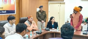 Provide benefits of government schemes to the common people: Laxman Yadav