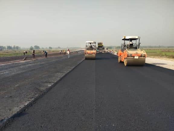 सड़क निर्माण। (सांकेतिक)