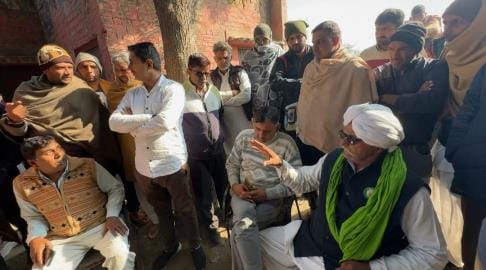 Farmers protested in Umra