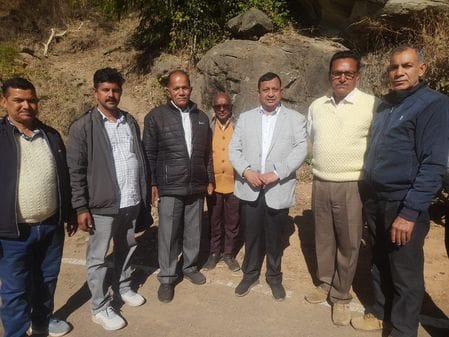 Anger among villagers of Kutlahar due to closure of bus service in remote areas