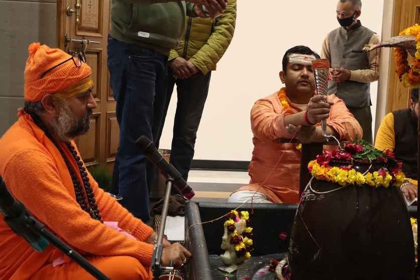 Maha Rudrabhishek took place in Shri Jageshwar Dham Temple