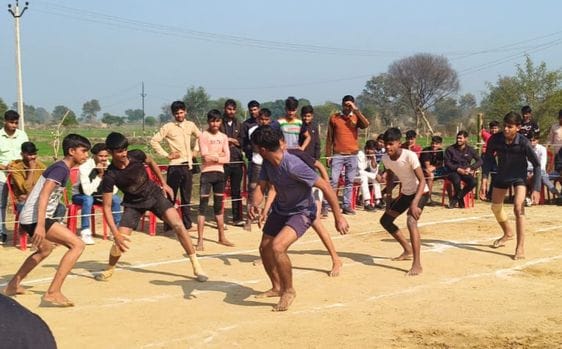 Shivam won in 200 meter race