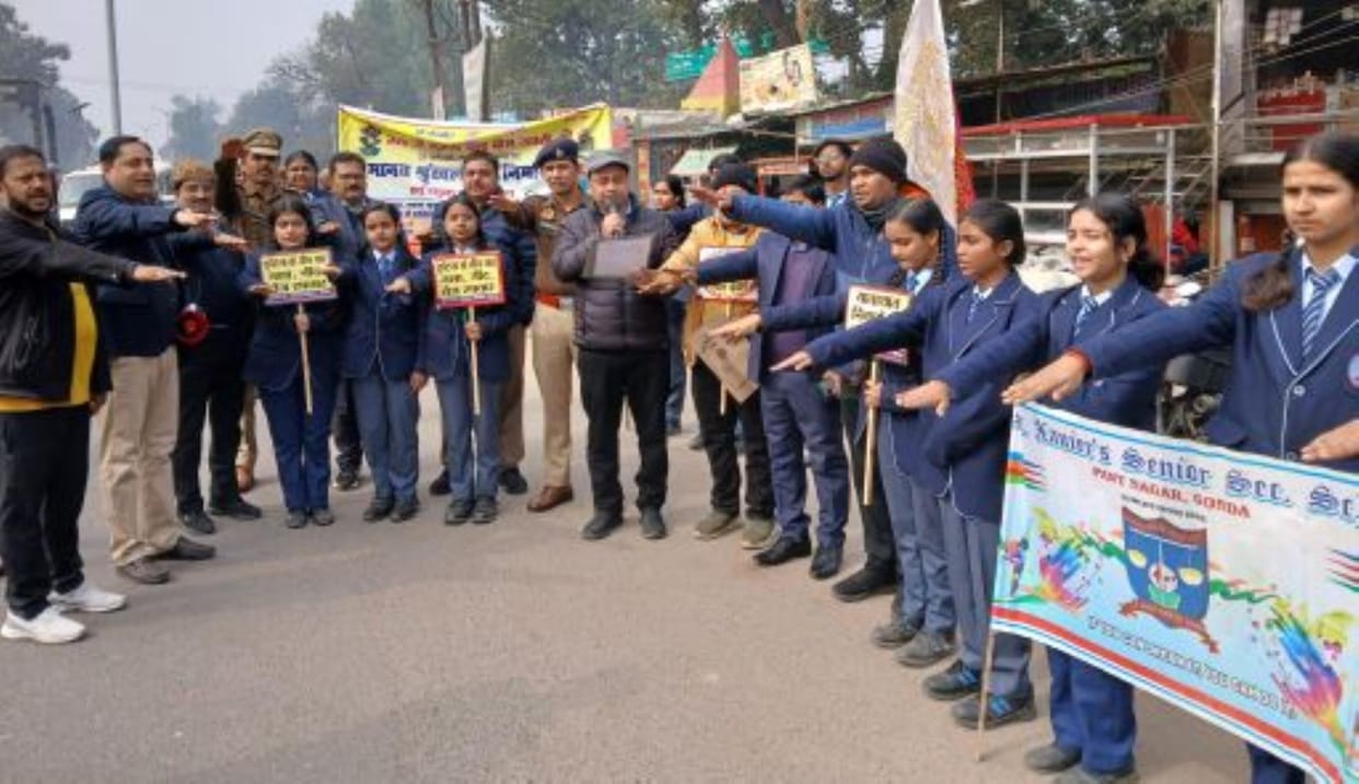 Traffic awareness message given on Netaji's birth anniversary