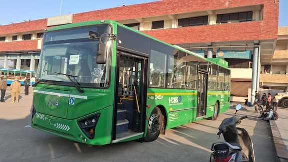 Three electric buses arrived, will run from the city on Saha and Zirakpur route