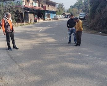 Marking again on the disputed land of Shimla-Dharamshala Highway