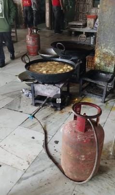 Domestic cylinders being used at establishments, team seized 52