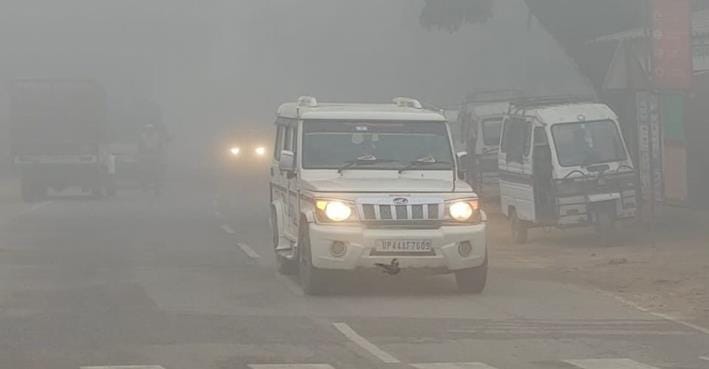 Weather changed, dense fog prevailed, vehicles passed with lights on