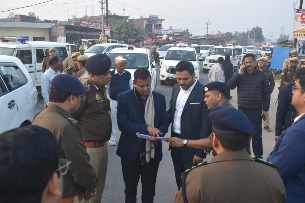 Divisional Commissioner took stock of the preparations for the movement of pilgrims