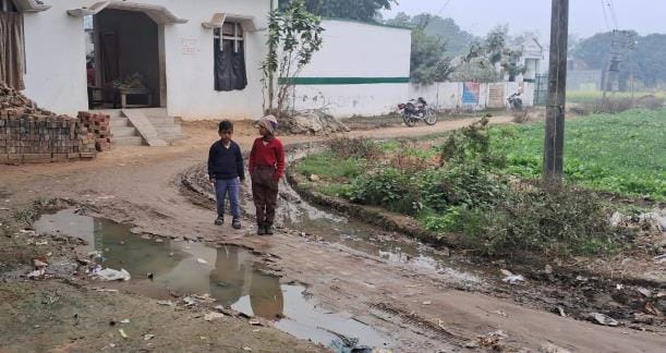 Paying city taxes, facilities are worse than villages