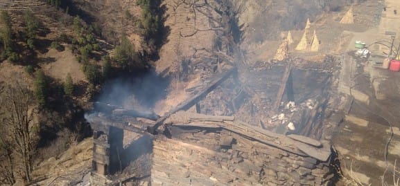 Cowshed caught fire in Pishoga of Gram Panchayat Tepa, loss of Rs 80 thousand