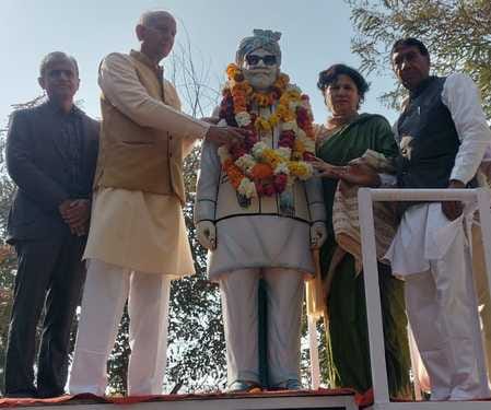 Rao Ramnarayan contributed in the development of Kosli: Veer Kumar