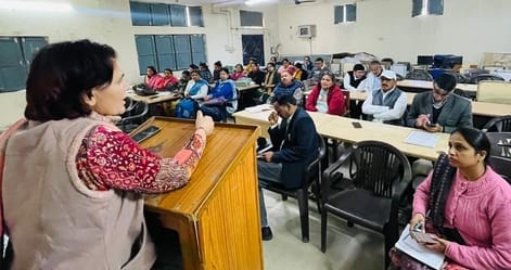 Library use should be encouraged in primary schools: Munni Saharan
