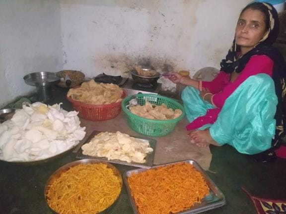 Learned the skill of making papad from coarse grains from father, now setting up food industries and giving employment to other women