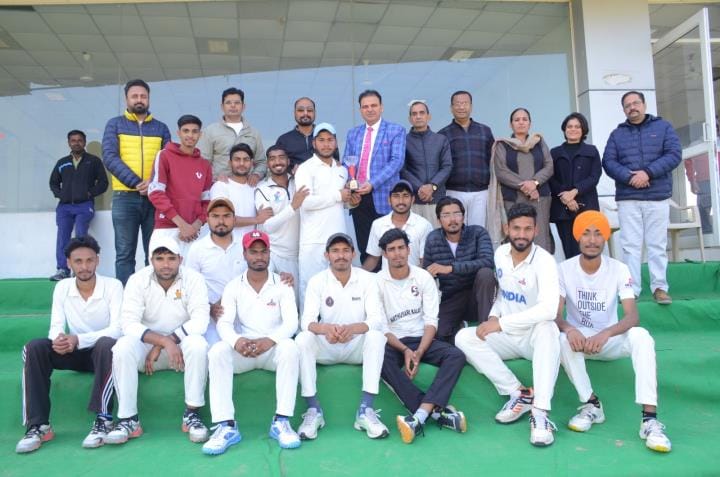 JCD Memorial College won silver medal in inter college cricket competition