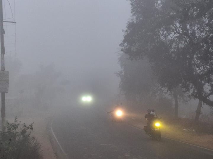 Increased cold... relief from sunlight in the afternoon, people shivered due to increase in melting in the evening