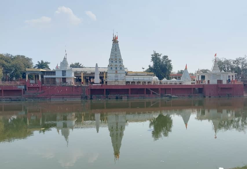 शिवना नदी किनारे स्थित भगवान पशुपतिनाथ का मंदिर