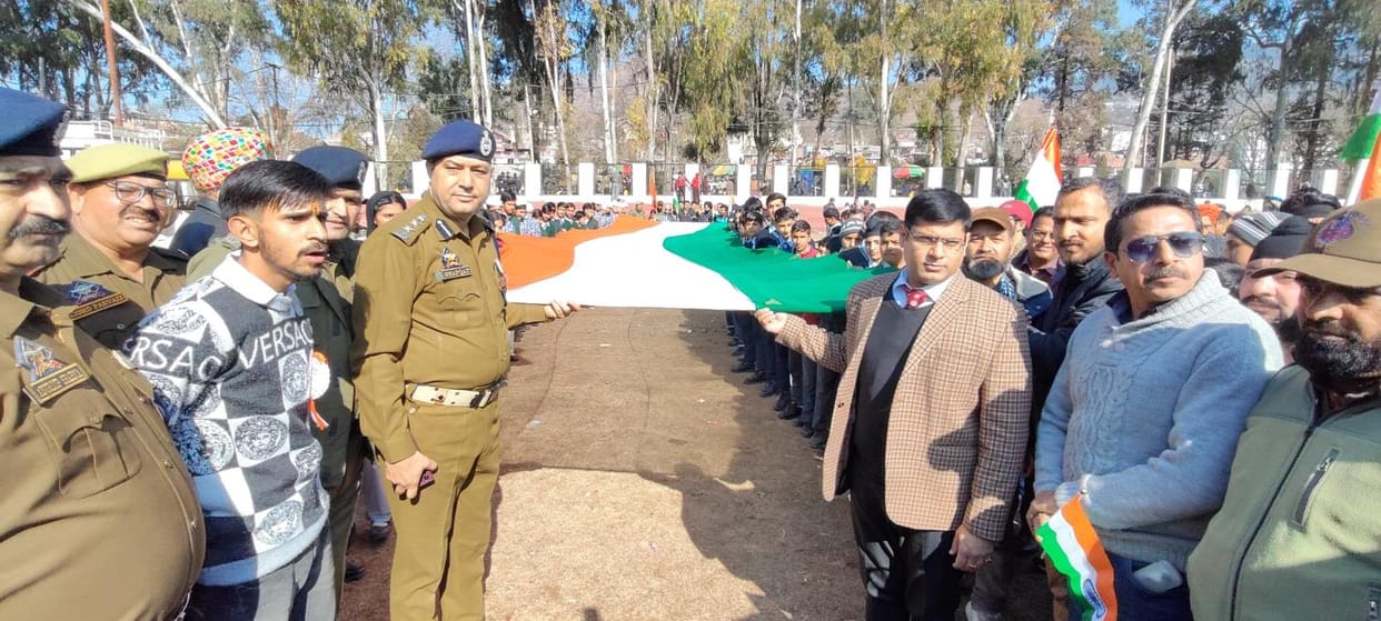 Soldiers and officers participated in tricolor bike rally