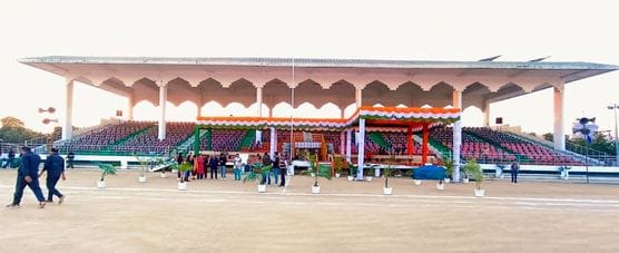 Education Minister Mahipal Dhanda will hoist the flag at 9:58 am