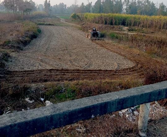 Ploughing is being done on the land of Ban River for sowing crops