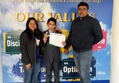 Gold medal winner Sarvin welcomed