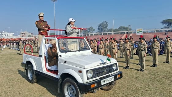 SDM took stock of the preparations, inspected the parade