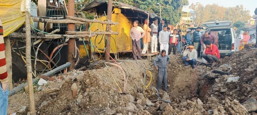Transformer blew up, fault in underground cable, power outage for 24 hours