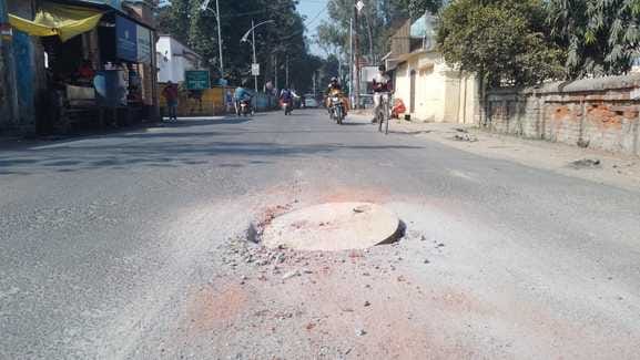Manholes of sewers constructed haphazardly are proving to be fatal