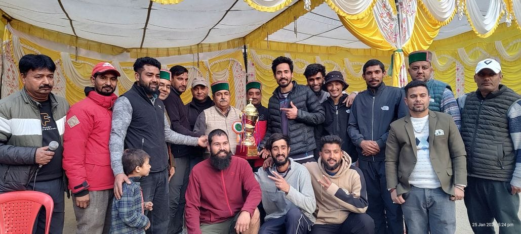 Shaheed Pawan Dhangal United Club Jury won the volleyball title