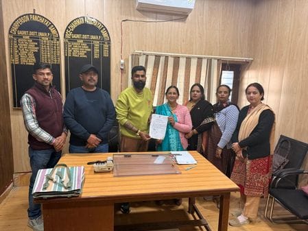 Now BJP supported committee members opened front against the Chairman