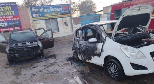 Vehicles parked outside a shop caught fire, two were completely burnt