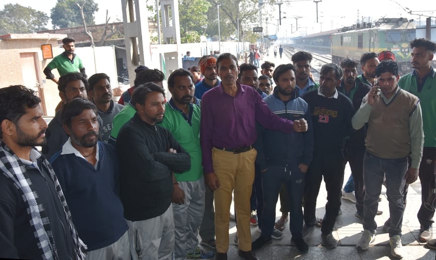 Railway cleaners staged a strike and protested