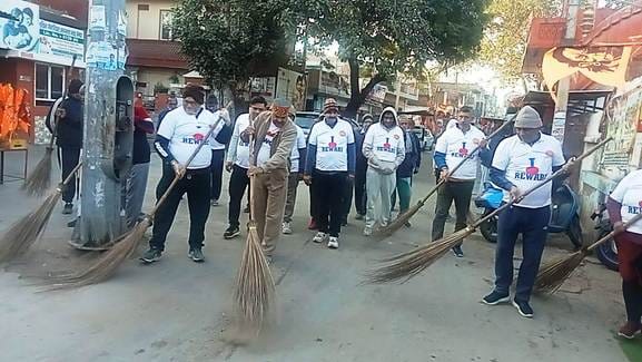 MLA launched special cleanliness campaign