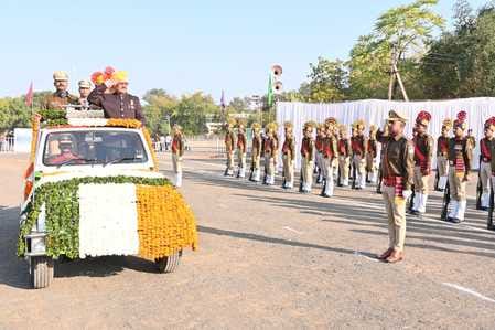 76th Republic Day was celebrated with joy and pomp, Minister in-charge Tetwal hoisted the national flag