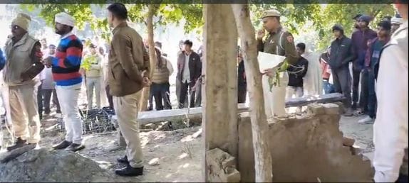 21 year old youth commits suicide by hanging himself from a tree