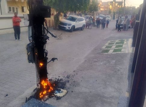 Fire broke out in electricity meters installed on poles in urban estate