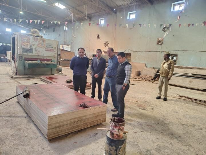 Raid on information about misuse of subsidized urea