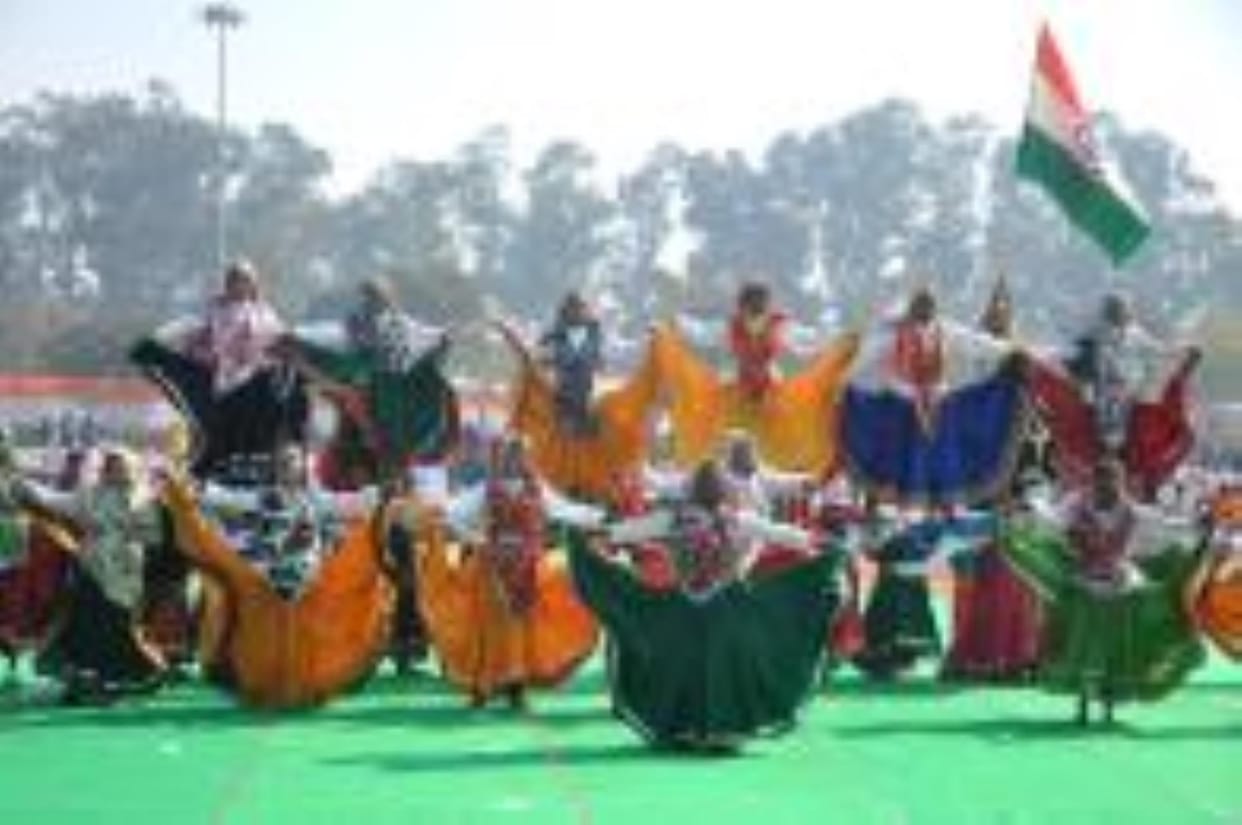 Patriotic songs echoed on Republic Day, tableaux enthralled people