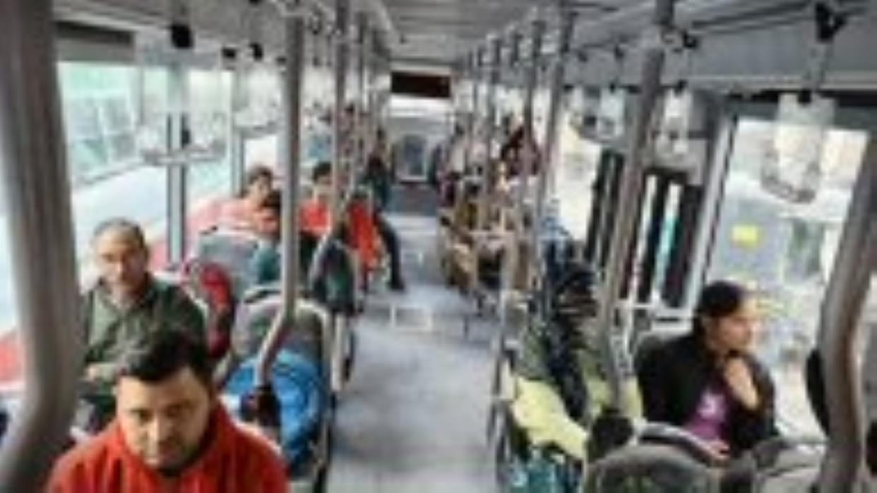 E-city buses started running, travel for free for five more days