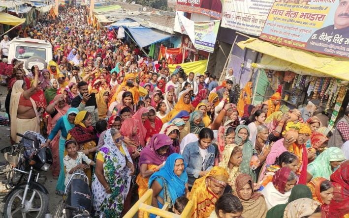 Procession, procession and tableaux were celebrated in Ramnagariya.