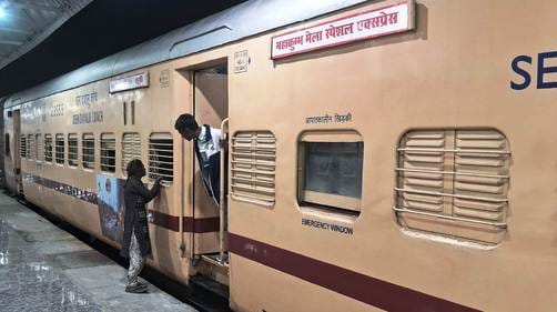 Trains left filled with devotees for bathing on Mauni Amavasya