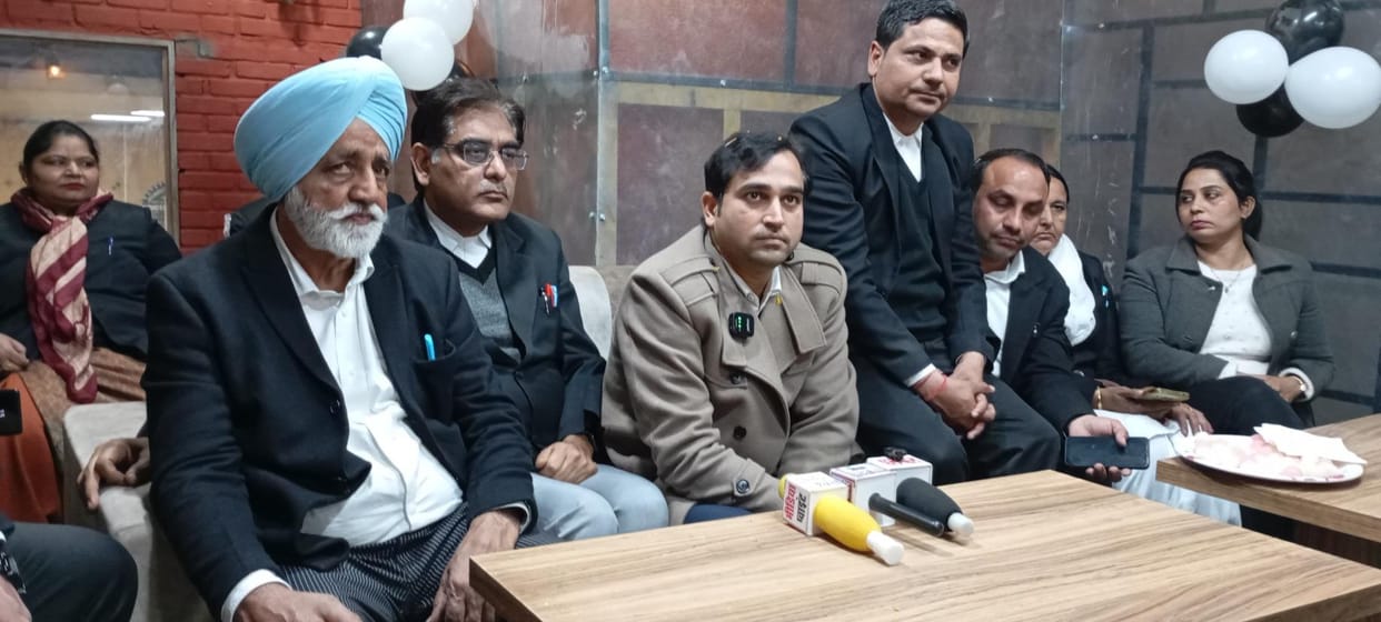 District Bar Association Head Aditya Rathore inaugurated the clerk room