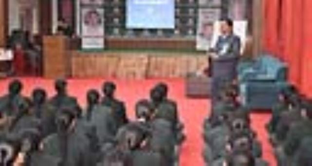 Organized career counseling program